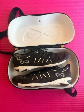 NFINITY NIGHT FLYTE CHEER SHOE (Allstar cheerleading competition/practice shoe)
